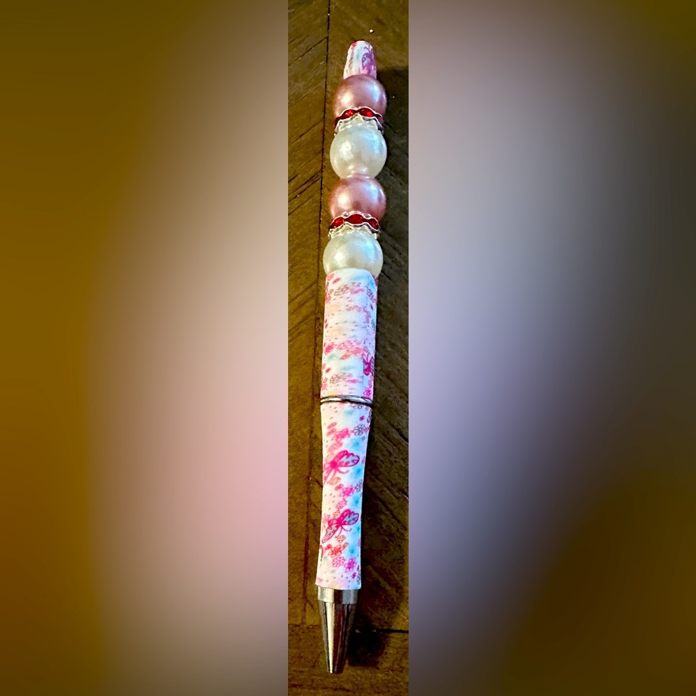 Elegant Pink and White Beaded Pen